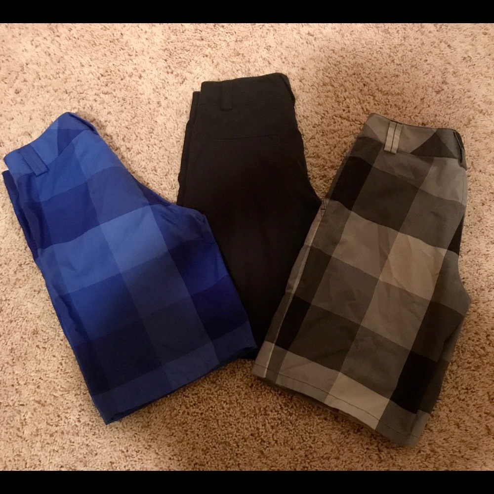 3-pack Under Armour golf shorts